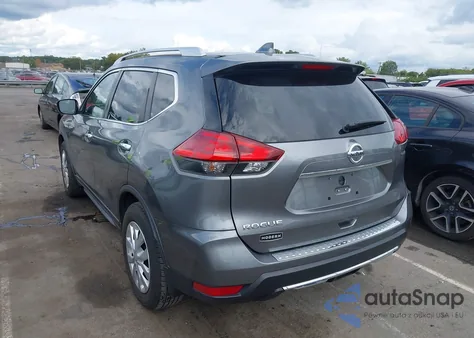 2017 Nissan Rogue S z USA, uszkodzony, nr VIN JN8AT2MT8HW131945